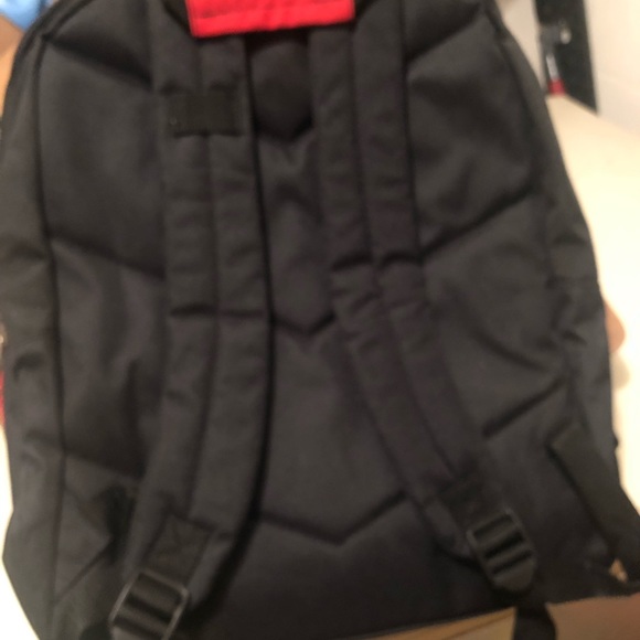 New High trails Backpack - Picture 3 of 6